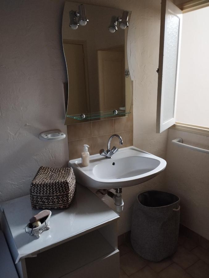 Petit Nid Cosy Typiquement Provencal Apartment Villecroze Exterior photo