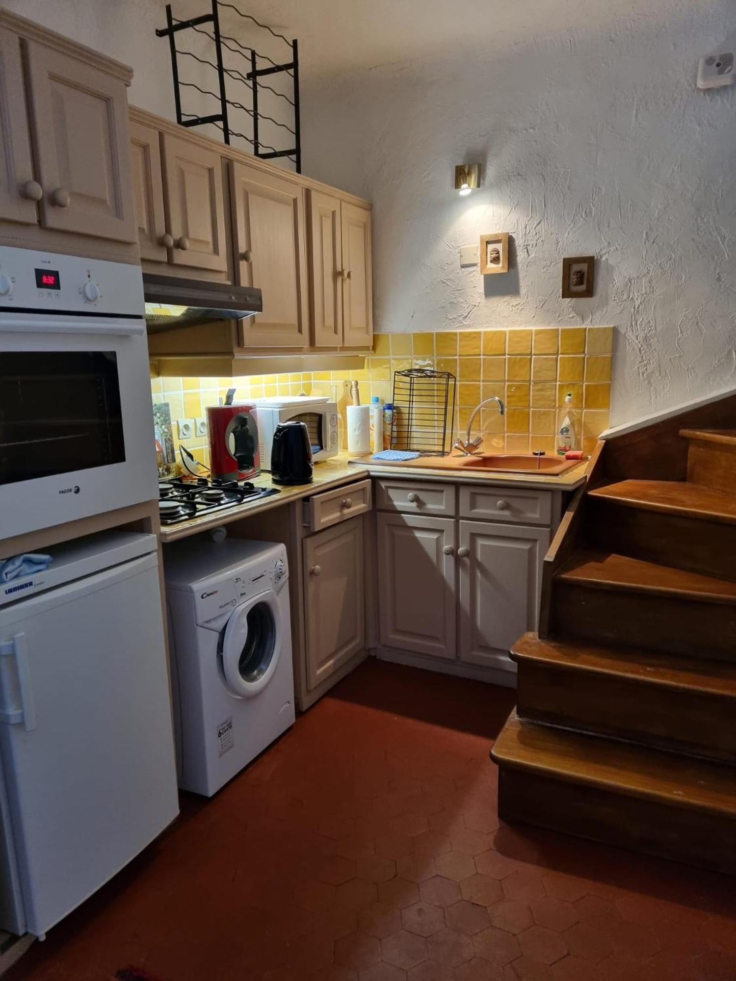 Petit Nid Cosy Typiquement Provencal Apartment Villecroze Exterior photo